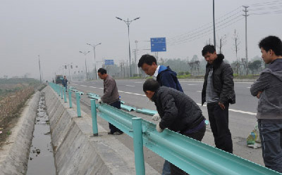 貴州常用藍色護欄闆